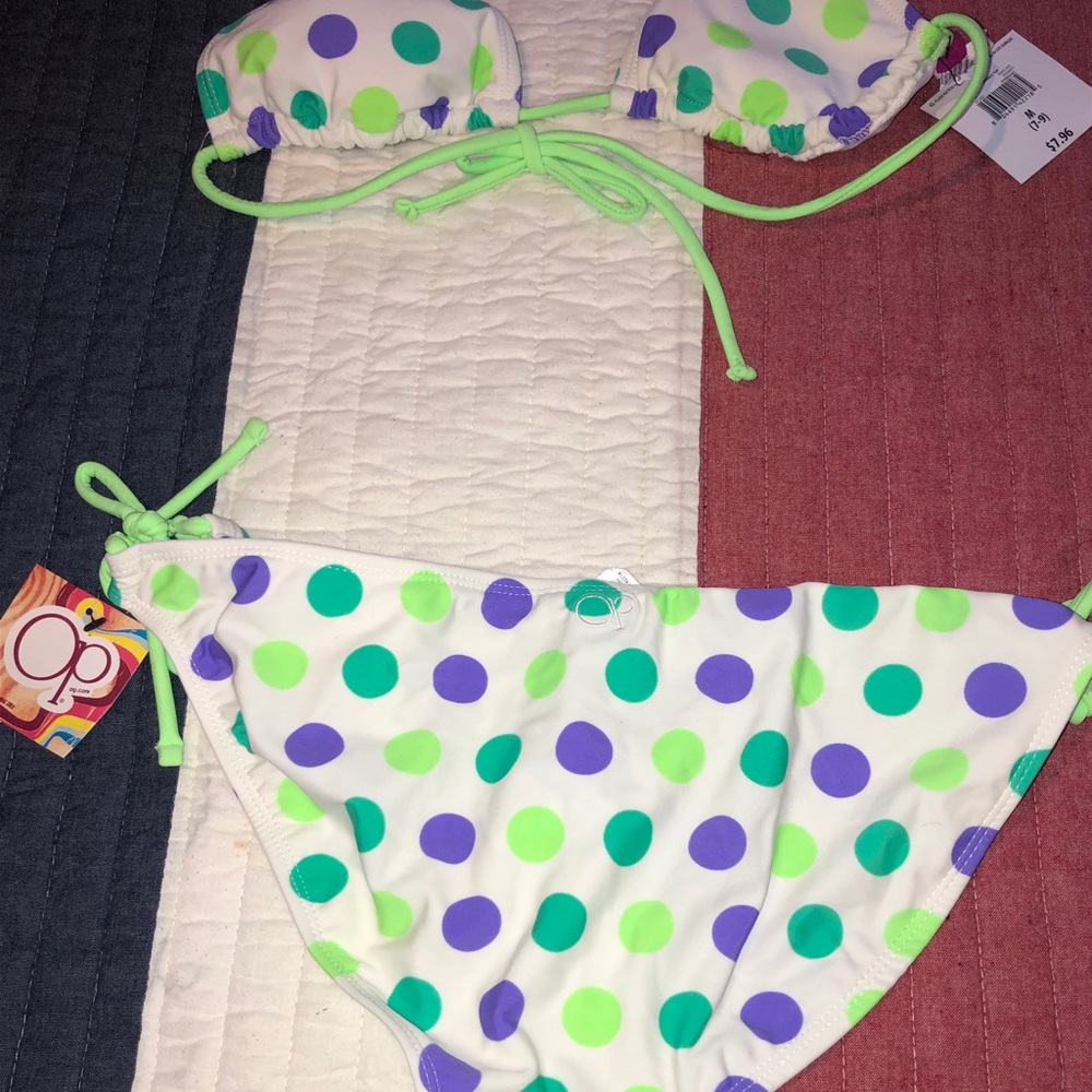 Bikini bathing suit - Picture 4 of 5